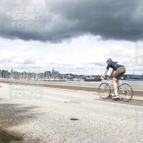 16.08.2026 - KN Förde Triathlon 2026 H.Heesch http://msf.ph/oto/9991667 16.08.2026 13:31:02 Radfahren  meine-sportfotos.de