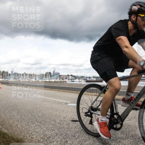 16.08.2026 - KN Förde Triathlon 2026 H.Heesch http://msf.ph/oto/9991677 16.08.2026 13:32:17 Radfahren 589, 596 meine-sportfotos.de