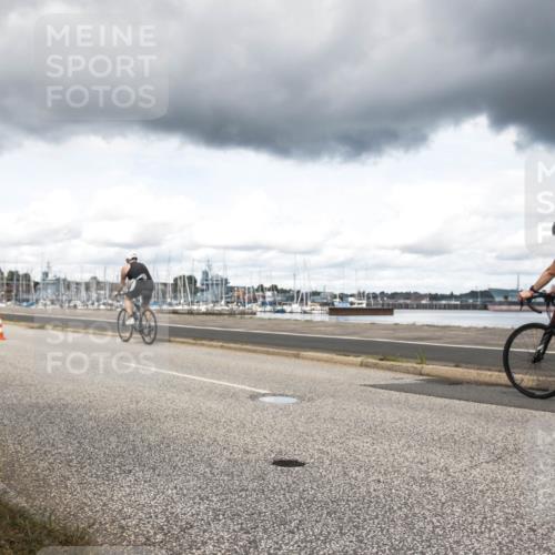16.08.2026 - KN Förde Triathlon 2026 H.Heesch http://msf.ph/oto/9991679 16.08.2026 13:32:24 Radfahren 515, 584 meine-sportfotos.de