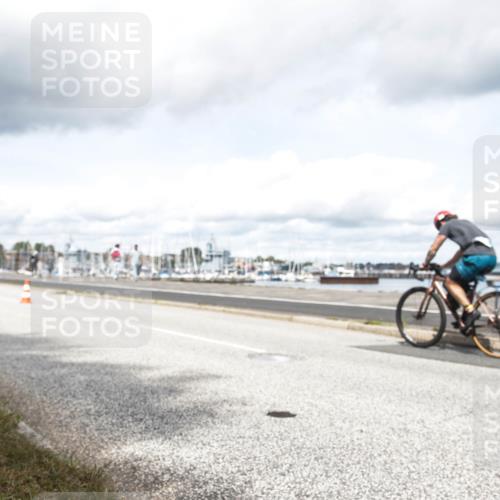 16.08.2026 - KN Förde Triathlon 2026 H.Heesch http://msf.ph/oto/9991711 16.08.2026 13:36:25 Radfahren  meine-sportfotos.de