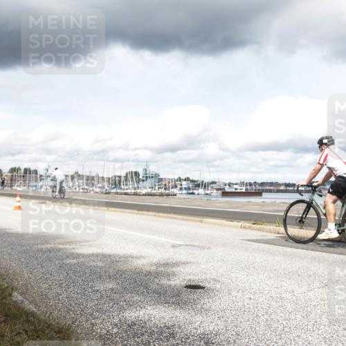 16.08.2026 - KN Förde Triathlon 2026 H.Heesch http://msf.ph/oto/9991729 16.08.2026 13:41:54 Radfahren  meine-sportfotos.de