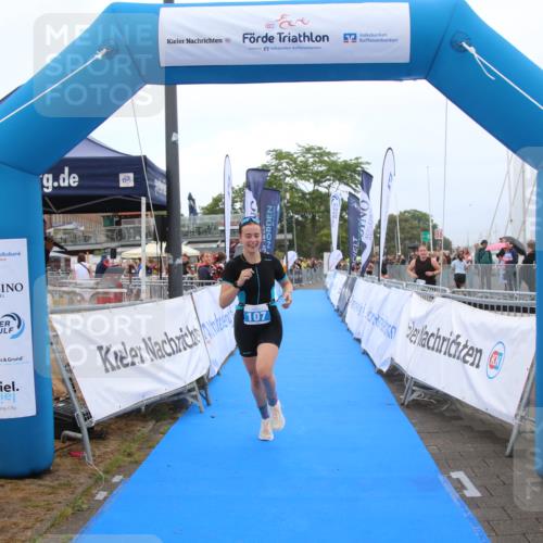 16.08.2026 - KN Förde Triathlon 2026 Markus Tischler http://msf.ph/oto/9992189 16.08.2026 10:28:37 Ziel 107, 117, 107, 117 meine-sportfotos.de