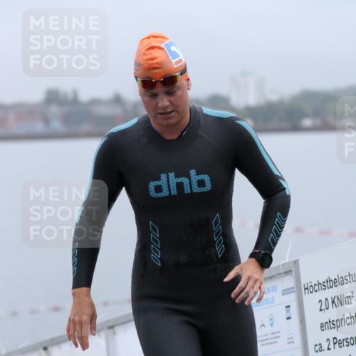 16.08.2026 - KN Förde Triathlon 2026 Antke Förster http://msf.ph/oto/9992285 16.08.2026 09:09:44 Schwimmen 106, 116 meine-sportfotos.de