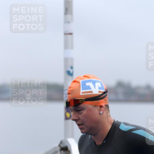 16.08.2026 - KN Förde Triathlon 2026 Antke Förster http://msf.ph/oto/9992288 16.08.2026 09:09:45 Schwimmen 106, 116, 116 meine-sportfotos.de