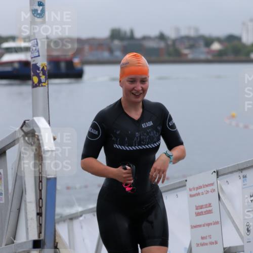 16.08.2026 - KN Förde Triathlon 2026 Antke Förster http://msf.ph/oto/9992342 16.08.2026 09:11:26 Schwimmen 1, 112, 113, 118, 119, 122, 140, 117, 133, 142 meine-sportfotos.de