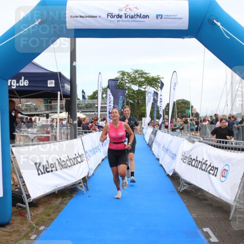 16.08.2026 - KN Förde Triathlon 2026 Markus Tischler http://msf.ph/oto/9992382 16.08.2026 10:32:05 Ziel 145, 185, 186, 189, 195, 198, 537, 145, 185, 186, 189, 195, 198, 537 meine-sportfotos.de