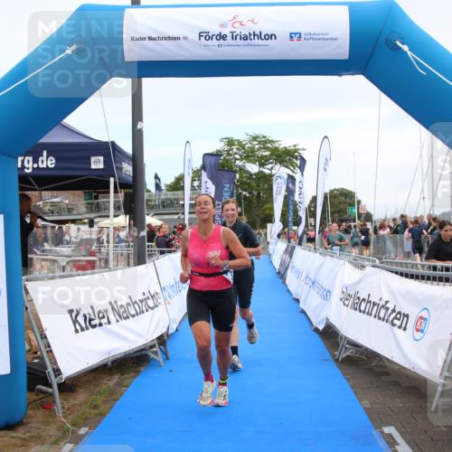 16.08.2026 - KN Förde Triathlon 2026 Markus Tischler http://msf.ph/oto/9992396 16.08.2026 10:32:05 Ziel 145, 185, 186, 189, 195, 198, 537, 145, 185, 186, 189, 195, 198, 537 meine-sportfotos.de