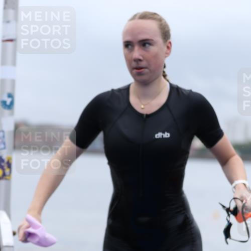 16.08.2026 - KN Förde Triathlon 2026 Antke Förster http://msf.ph/oto/9992401 16.08.2026 09:13:30 Schwimmen 131, 108, 123, 124, 148, 185 meine-sportfotos.de