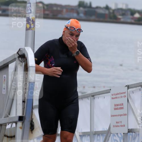 16.08.2026 - KN Förde Triathlon 2026 Antke Förster http://msf.ph/oto/9992410 16.08.2026 09:13:35 Schwimmen 108, 124, 131, 120, 123, 148, 185 meine-sportfotos.de