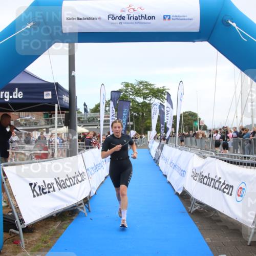 16.08.2026 - KN Förde Triathlon 2026 Markus Tischler http://msf.ph/oto/9992486 16.08.2026 10:32:22 Ziel 164, 164 meine-sportfotos.de