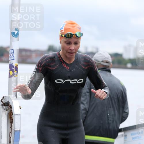 16.08.2026 - KN Förde Triathlon 2026 Antke Förster http://msf.ph/oto/9992498 16.08.2026 09:15:51 Schwimmen 170, 168 meine-sportfotos.de