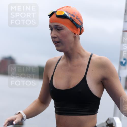 16.08.2026 - KN Förde Triathlon 2026 Antke Förster http://msf.ph/oto/9992656 16.08.2026 09:19:02 Schwimmen 164, 194, 198, 200, 205, 206, 212, 184, 195, 204, 211, 225 meine-sportfotos.de