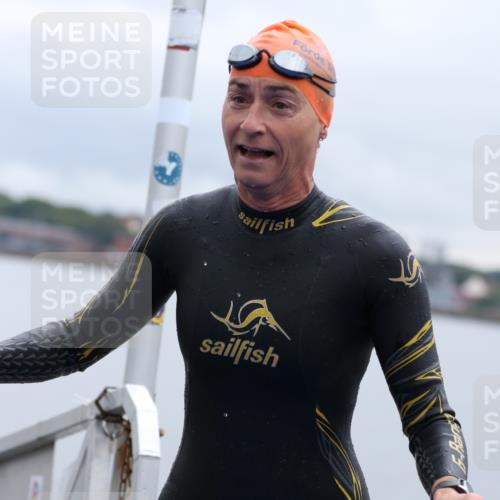 16.08.2026 - KN Förde Triathlon 2026 Antke Förster http://msf.ph/oto/9992666 16.08.2026 09:19:10 Schwimmen 164, 194, 195, 198, 205, 212, 225, 181, 184, 204, 211 meine-sportfotos.de
