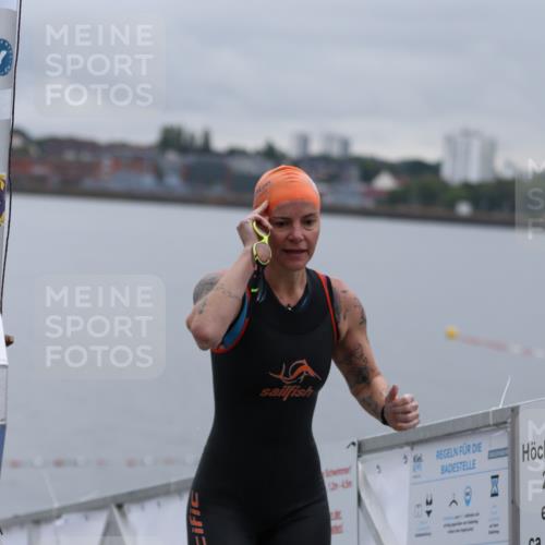 16.08.2026 - KN Förde Triathlon 2026 Antke Förster http://msf.ph/oto/9992687 16.08.2026 09:19:35 Schwimmen 181, 184, 204, 211, 201 meine-sportfotos.de