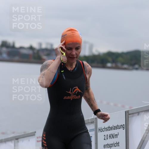 16.08.2026 - KN Förde Triathlon 2026 Antke Förster http://msf.ph/oto/9992688 16.08.2026 09:19:36 Schwimmen 181, 184, 201, 204, 211, 201 meine-sportfotos.de