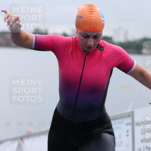 16.08.2026 - KN Förde Triathlon 2026 Antke Förster http://msf.ph/oto/9992696 16.08.2026 09:20:24 Schwimmen 199, 114, 179 meine-sportfotos.de
