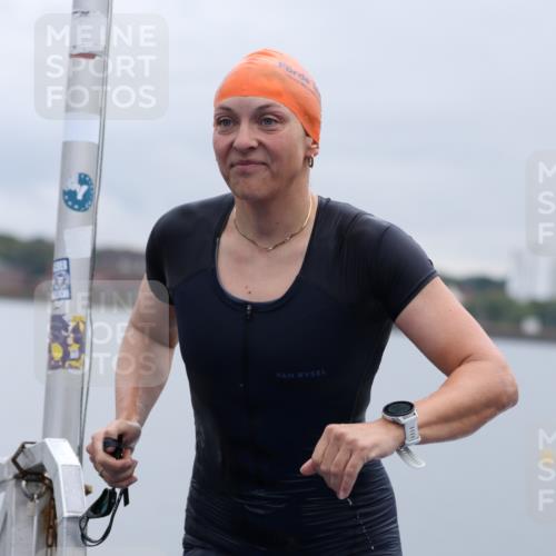 16.08.2026 - KN Förde Triathlon 2026 Antke Förster http://msf.ph/oto/9992701 16.08.2026 09:20:27 Schwimmen 199, 114, 179 meine-sportfotos.de