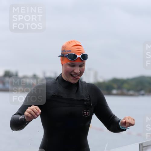 16.08.2026 - KN Förde Triathlon 2026 Antke Förster http://msf.ph/oto/9992822 16.08.2026 09:23:03 Schwimmen 182, 223, 236, 240, 258 meine-sportfotos.de