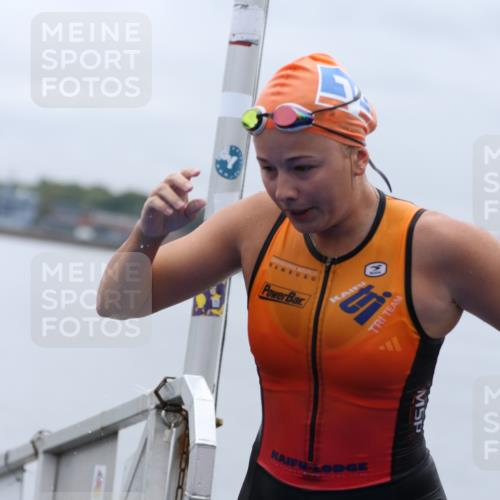 16.08.2026 - KN Förde Triathlon 2026 Antke Förster http://msf.ph/oto/9992857 16.08.2026 09:23:38 Schwimmen 222, 226, 240, 252, 134, 246 meine-sportfotos.de