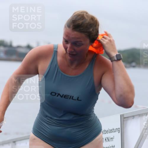 16.08.2026 - KN Förde Triathlon 2026 Antke Förster http://msf.ph/oto/9992863 16.08.2026 09:23:43 Schwimmen 222, 226, 252, 134, 246, 251 meine-sportfotos.de