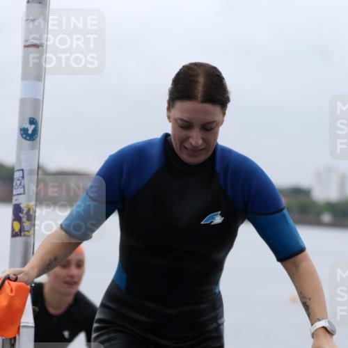 16.08.2026 - KN Förde Triathlon 2026 Antke Förster http://msf.ph/oto/9992907 16.08.2026 09:24:59 Schwimmen 227, 228, 805, 224, 243, 245, 254, 255 meine-sportfotos.de