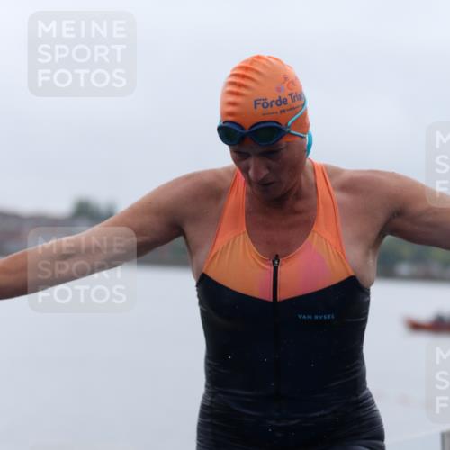 16.08.2026 - KN Förde Triathlon 2026 Antke Förster http://msf.ph/oto/9992942 16.08.2026 09:25:55 Schwimmen 261, 265, 268 meine-sportfotos.de