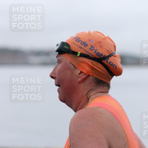 16.08.2026 - KN Förde Triathlon 2026 Antke Förster http://msf.ph/oto/9992963 16.08.2026 09:26:32 Schwimmen 259, 247, 250 meine-sportfotos.de