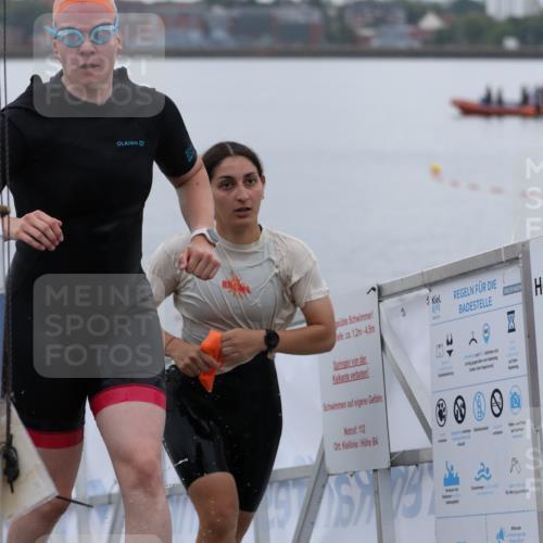 16.08.2026 - KN Förde Triathlon 2026 Antke Förster http://msf.ph/oto/9992965 16.08.2026 09:26:41 Schwimmen 259, 247, 250, 253, 264 meine-sportfotos.de