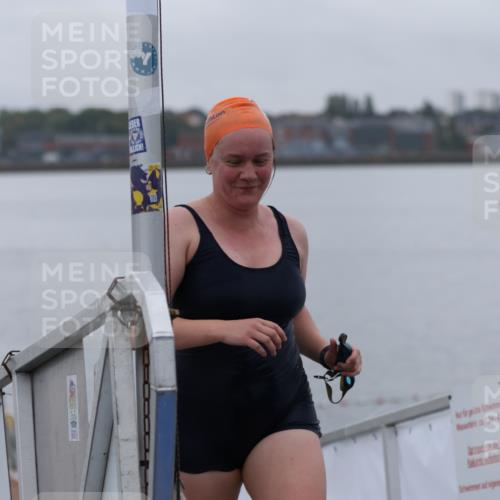 16.08.2026 - KN Förde Triathlon 2026 Antke Förster http://msf.ph/oto/9992971 16.08.2026 09:27:00 Schwimmen 247, 250, 253, 263, 264, 266 meine-sportfotos.de