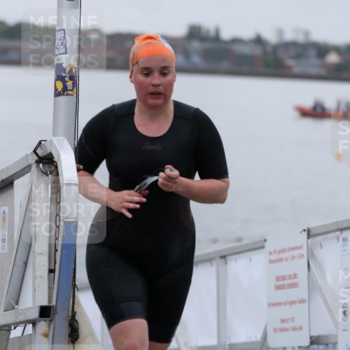16.08.2026 - KN Förde Triathlon 2026 Antke Förster http://msf.ph/oto/9992977 16.08.2026 09:27:05 Schwimmen 247, 250, 253, 264, 263, 266 meine-sportfotos.de