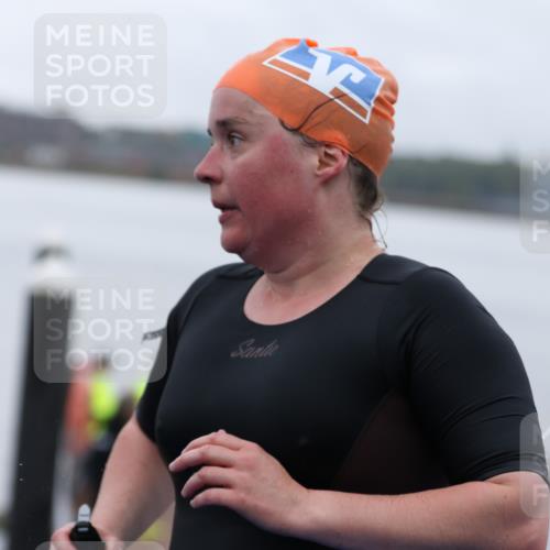 16.08.2026 - KN Förde Triathlon 2026 Antke Förster http://msf.ph/oto/9992983 16.08.2026 09:27:08 Schwimmen 253, 264, 263, 266 meine-sportfotos.de
