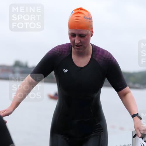 16.08.2026 - KN Förde Triathlon 2026 Antke Förster http://msf.ph/oto/9992989 16.08.2026 09:27:22 Schwimmen 253, 263, 264, 266, 128, 132, 256 meine-sportfotos.de