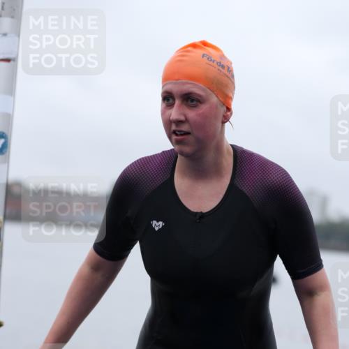16.08.2026 - KN Förde Triathlon 2026 Antke Förster http://msf.ph/oto/9992990 16.08.2026 09:27:23 Schwimmen 253, 263, 264, 266, 128, 132, 256 meine-sportfotos.de