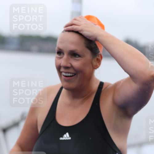 16.08.2026 - KN Förde Triathlon 2026 Antke Förster http://msf.ph/oto/9993008 16.08.2026 09:27:43 Schwimmen 128, 132, 256, 263, 266 meine-sportfotos.de