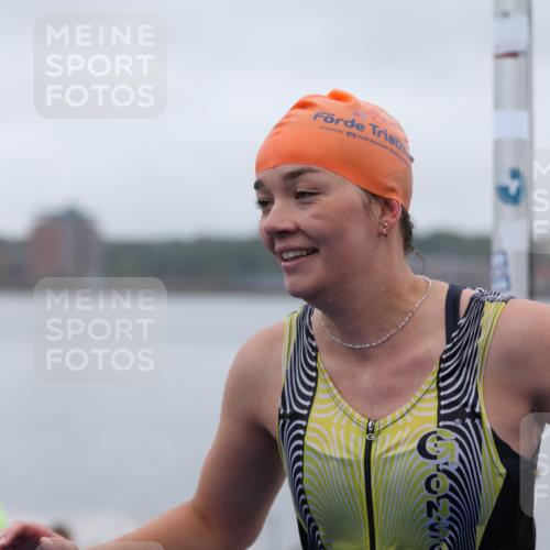 16.08.2026 - KN Förde Triathlon 2026 Antke Förster http://msf.ph/oto/9993023 16.08.2026 09:29:24 Schwimmen 233, 234, 260, 267 meine-sportfotos.de