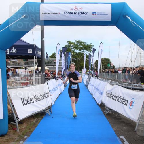 16.08.2026 - KN Förde Triathlon 2026 Markus Tischler http://msf.ph/oto/9993046 16.08.2026 10:36:12 Ziel 230, 230 meine-sportfotos.de