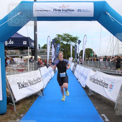 16.08.2026 - KN Förde Triathlon 2026 Markus Tischler http://msf.ph/oto/9993048 16.08.2026 10:36:12 Ziel 230, 230 meine-sportfotos.de