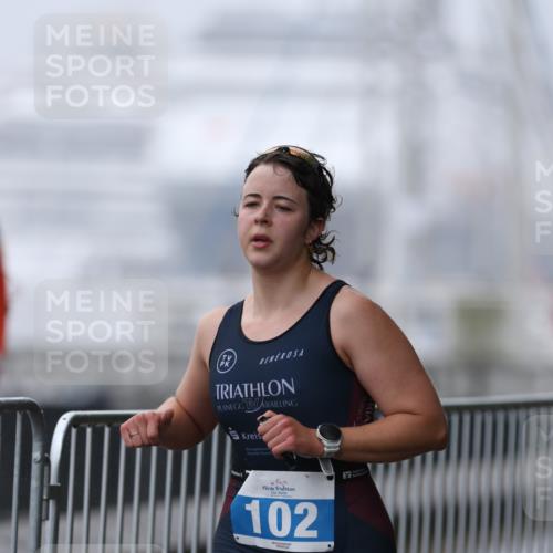 16.08.2026 - KN Förde Triathlon 2026 Antke Förster http://msf.ph/oto/9993077 16.08.2026 09:55:39 Laufen  meine-sportfotos.de