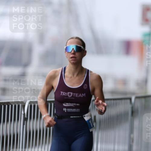 16.08.2026 - KN Förde Triathlon 2026 Antke Förster http://msf.ph/oto/9993100 16.08.2026 09:58:51 Laufen  meine-sportfotos.de