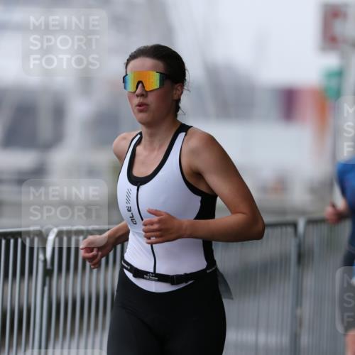 16.08.2026 - KN Förde Triathlon 2026 Antke Förster http://msf.ph/oto/9993163 16.08.2026 10:04:02 Laufen  meine-sportfotos.de