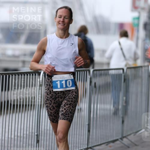 16.08.2026 - KN Förde Triathlon 2026 Antke Förster http://msf.ph/oto/9993182 16.08.2026 10:04:26 Laufen  meine-sportfotos.de