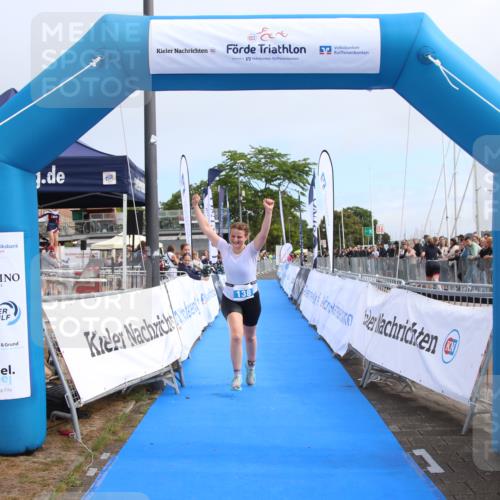 16.08.2026 - KN Förde Triathlon 2026 Markus Tischler http://msf.ph/oto/9993246 16.08.2026 10:37:46 Ziel 138, 138 meine-sportfotos.de