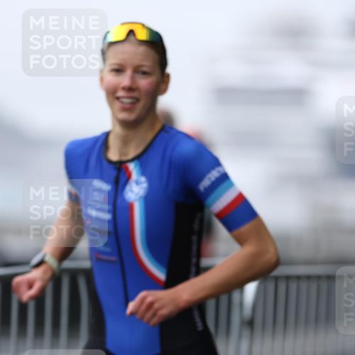 16.08.2026 - KN Förde Triathlon 2026 Antke Förster http://msf.ph/oto/9993259 16.08.2026 10:06:48 Laufen  meine-sportfotos.de