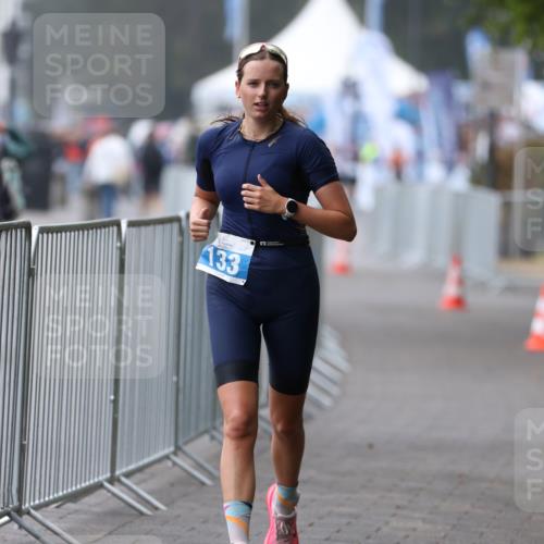 16.08.2026 - KN Förde Triathlon 2026 Antke Förster http://msf.ph/oto/9993264 16.08.2026 10:07:05 Laufen  meine-sportfotos.de
