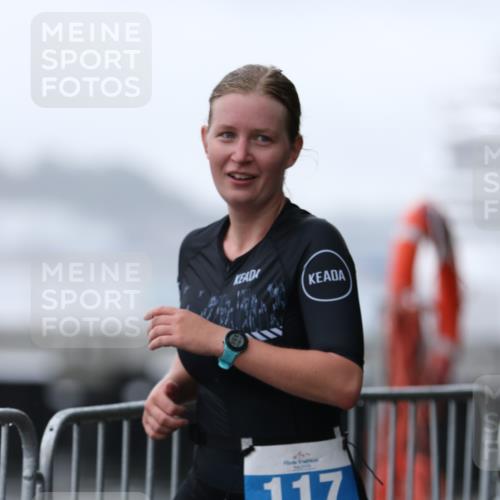 16.08.2026 - KN Förde Triathlon 2026 Antke Förster http://msf.ph/oto/9993300 16.08.2026 10:07:51 Laufen  meine-sportfotos.de