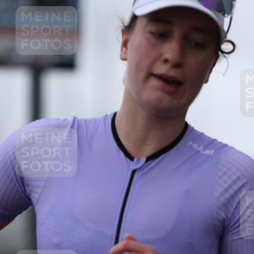 16.08.2026 - KN Förde Triathlon 2026 Antke Förster http://msf.ph/oto/9993316 16.08.2026 10:08:39 Laufen  meine-sportfotos.de