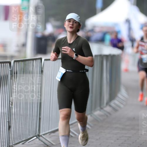 16.08.2026 - KN Förde Triathlon 2026 Antke Förster http://msf.ph/oto/9993317 16.08.2026 10:08:51 Laufen  meine-sportfotos.de