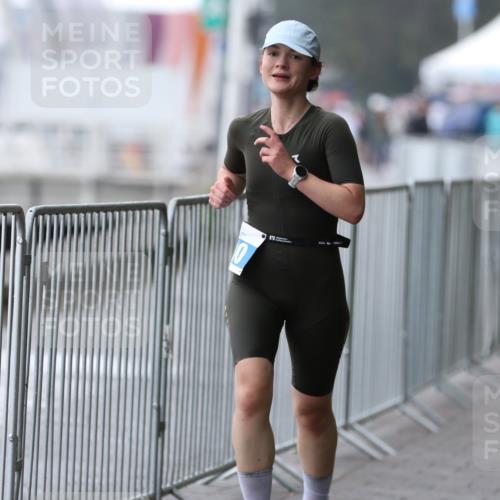 16.08.2026 - KN Förde Triathlon 2026 Antke Förster http://msf.ph/oto/9993319 16.08.2026 10:08:51 Laufen  meine-sportfotos.de