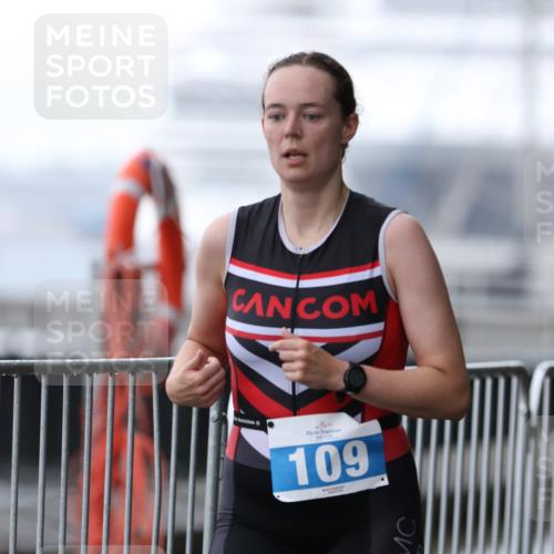 16.08.2026 - KN Förde Triathlon 2026 Antke Förster http://msf.ph/oto/9993330 16.08.2026 10:08:58 Laufen  meine-sportfotos.de