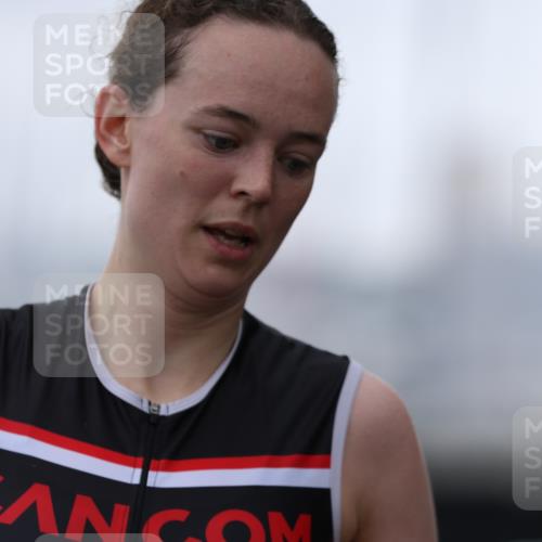 16.08.2026 - KN Förde Triathlon 2026 Antke Förster http://msf.ph/oto/9993335 16.08.2026 10:09:00 Laufen  meine-sportfotos.de